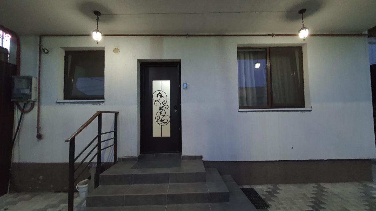 Pensiune Fundeni- Dragonul Rosu Bukurešť Exteriér fotografie
